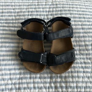 Tucker + Tate sandal